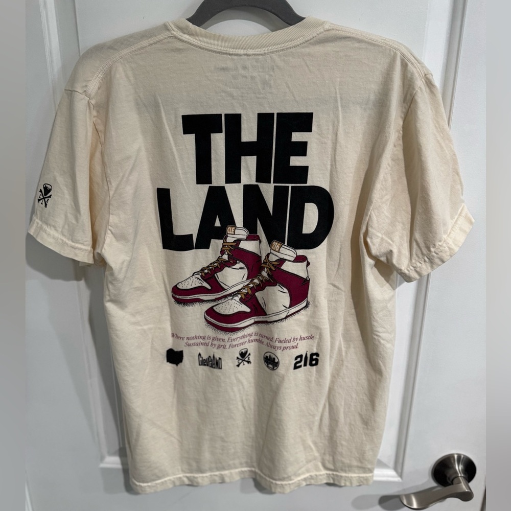 Cleveland Cavaliers T-Shirt with Red Sneakers Design